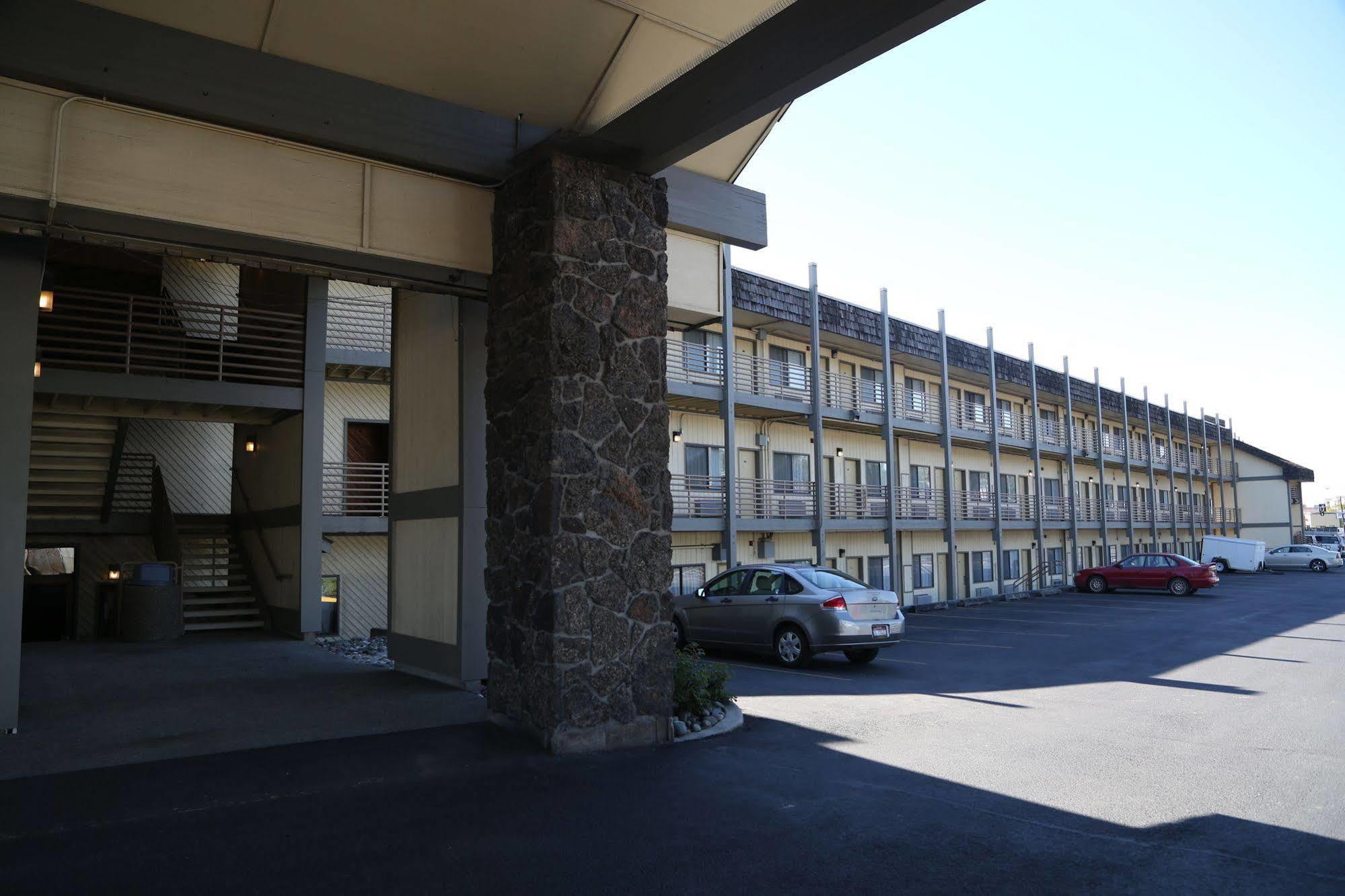 Idaho Inn モスコー エクステリア 写真