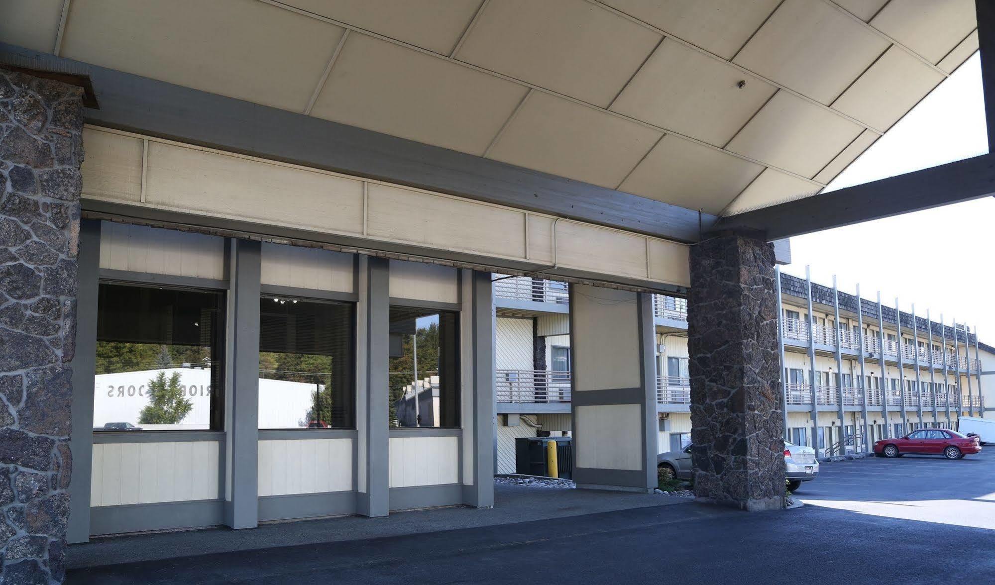 Idaho Inn モスコー エクステリア 写真